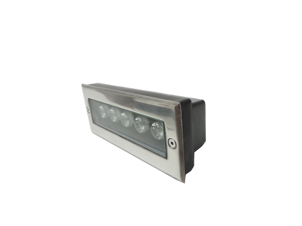 Plafoniere A Led Per Giardino : F w faretti led e ghiere segnapasso faretto