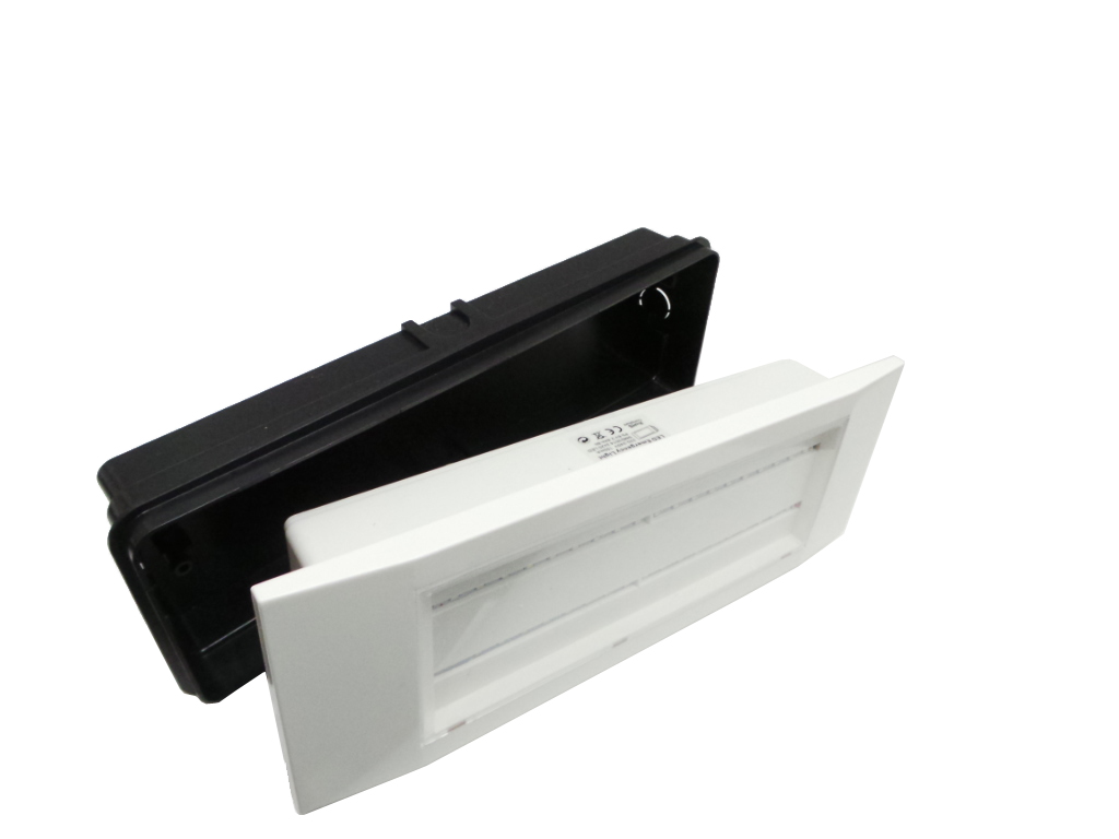 Plafoniere Con Luce Di Emergenza : E w plafoniere tubi led lampada emergenza sa h